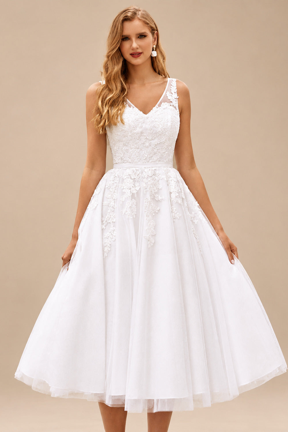 Rutipo White Chic Sleeveless Tulle Tea-Length Wedding Dress with Floral Lace