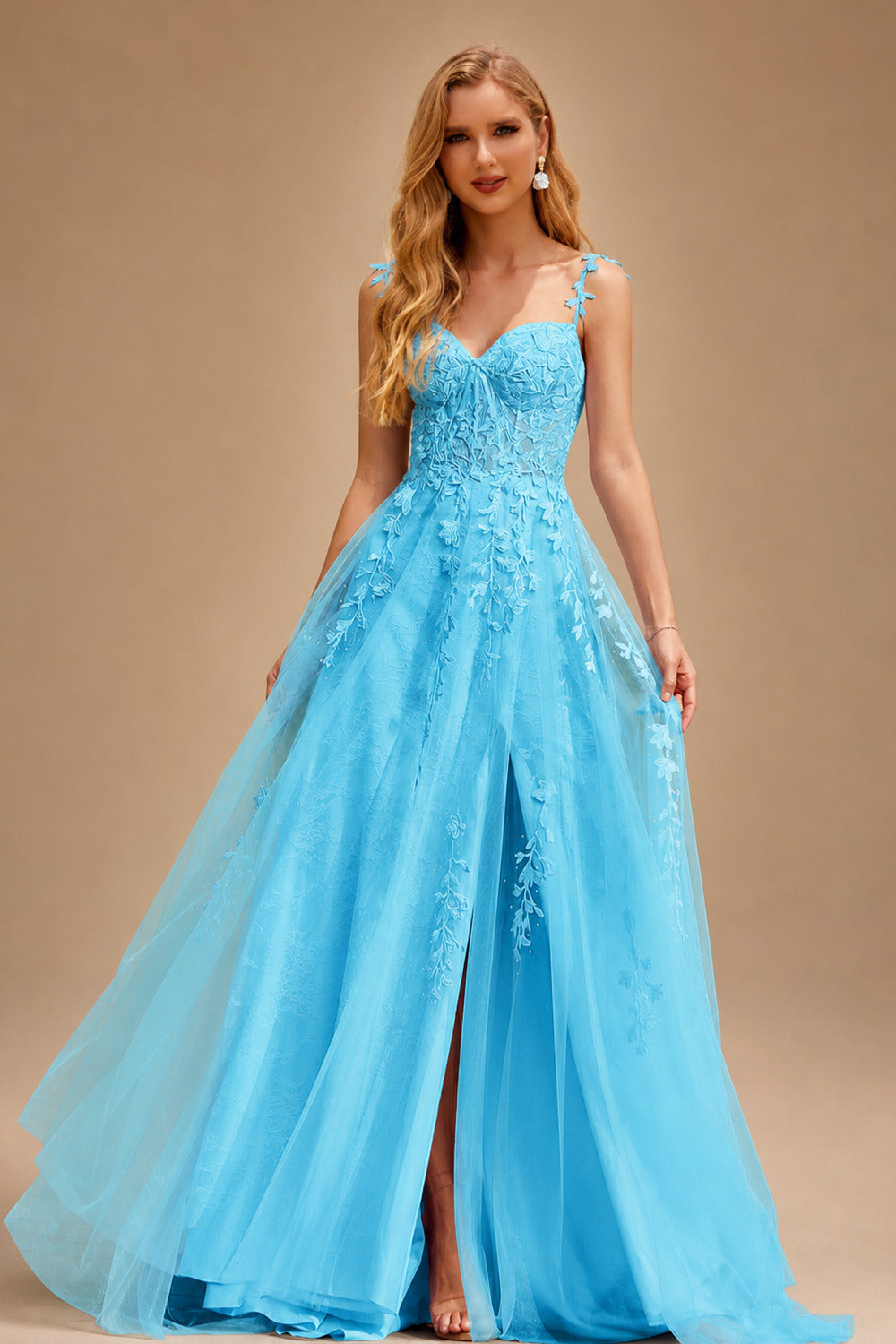 Rutipo Blue A-line V Neck Sweep Train Tulle Prom Dress with Appliqued Beading