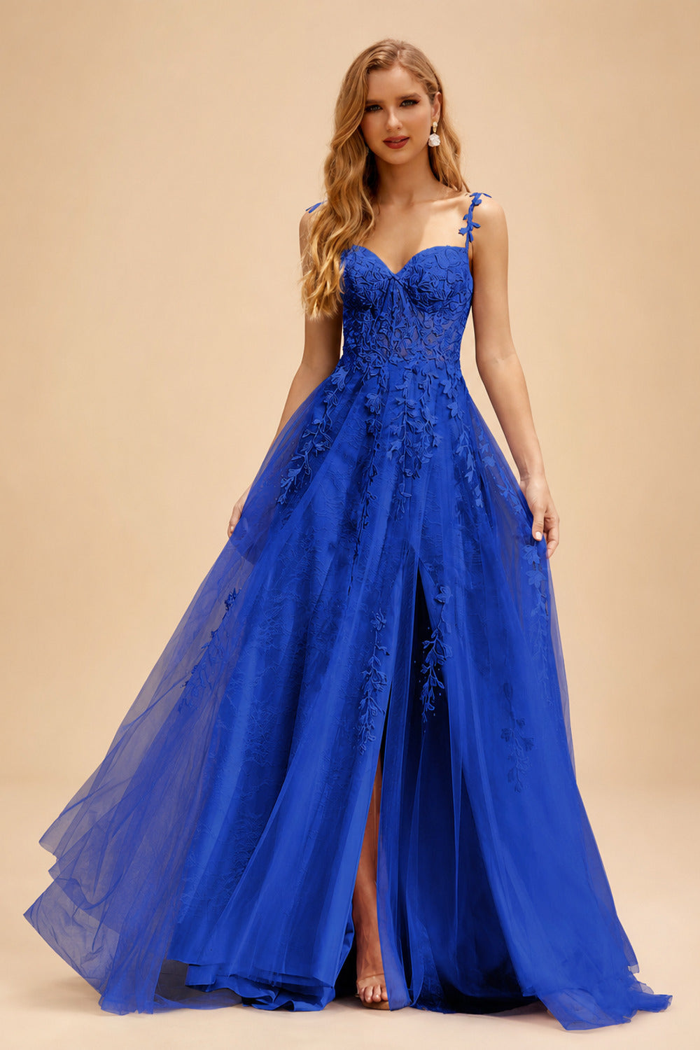 Rutipo Royal Blue A-line V Neck Sweep Train Tulle Prom Dress with Appliqued Beading