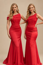 Rutipo Red Asymmetrical Sleeveless Sweep Train Satin Bridesmaid Dresses