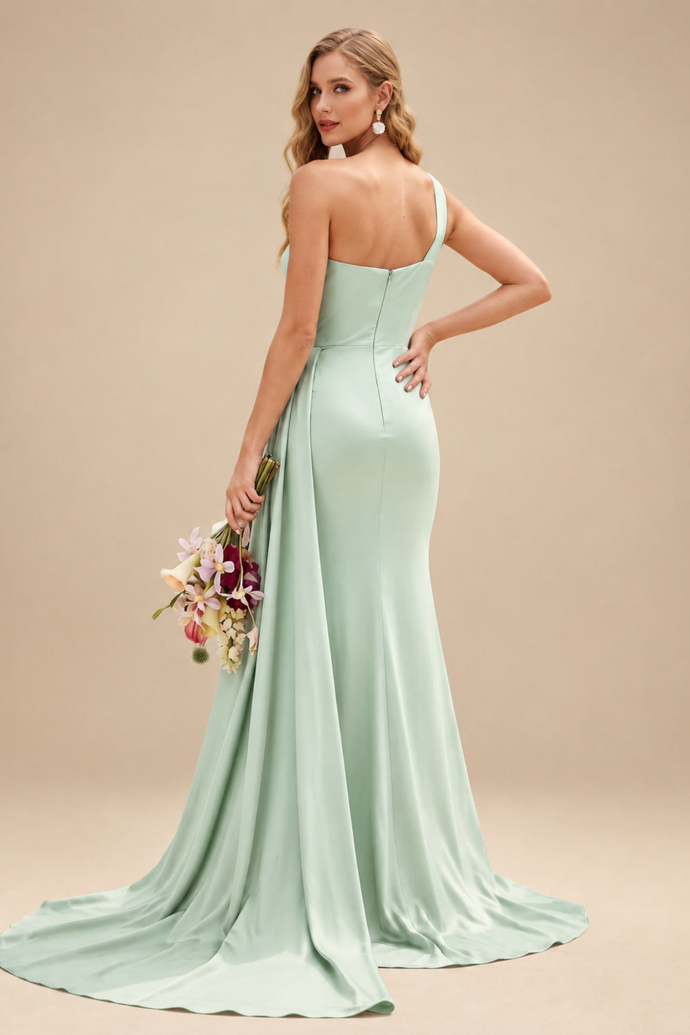 Rutipo Sage Green Sheath/Column One-Shoulder Sleeveless Silk Like Satin Bridesmaid Dresses