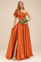 Rutipo Burnt Orange A-Line One-Shoulder Short Sleeves Sweep Train Satin Bridesmaid Dresses With Ruffle