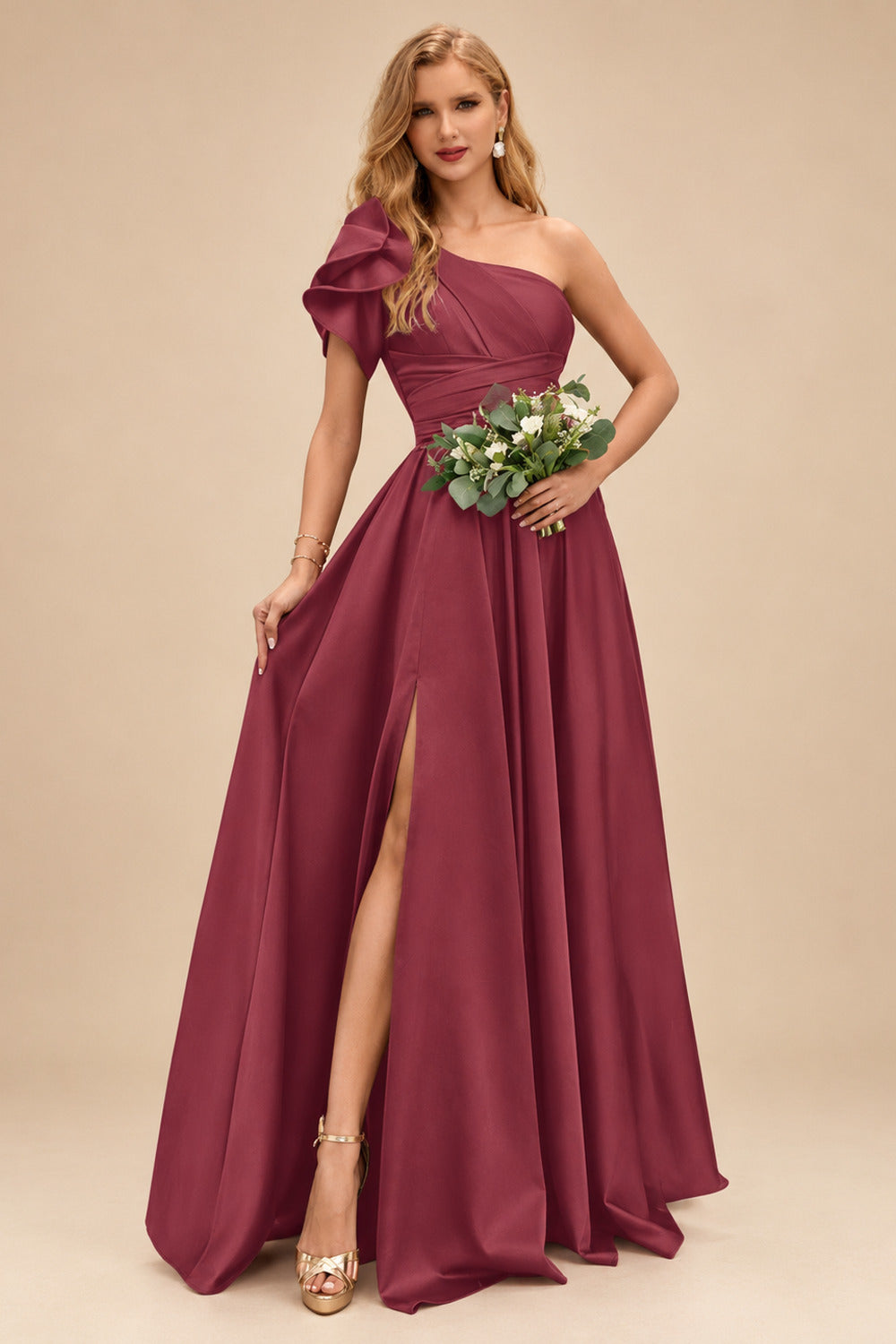 Rutipo Mulberry A-Line One-Shoulder Short Sleeves Sweep Train Satin Bridesmaid Dresses With Ruffle