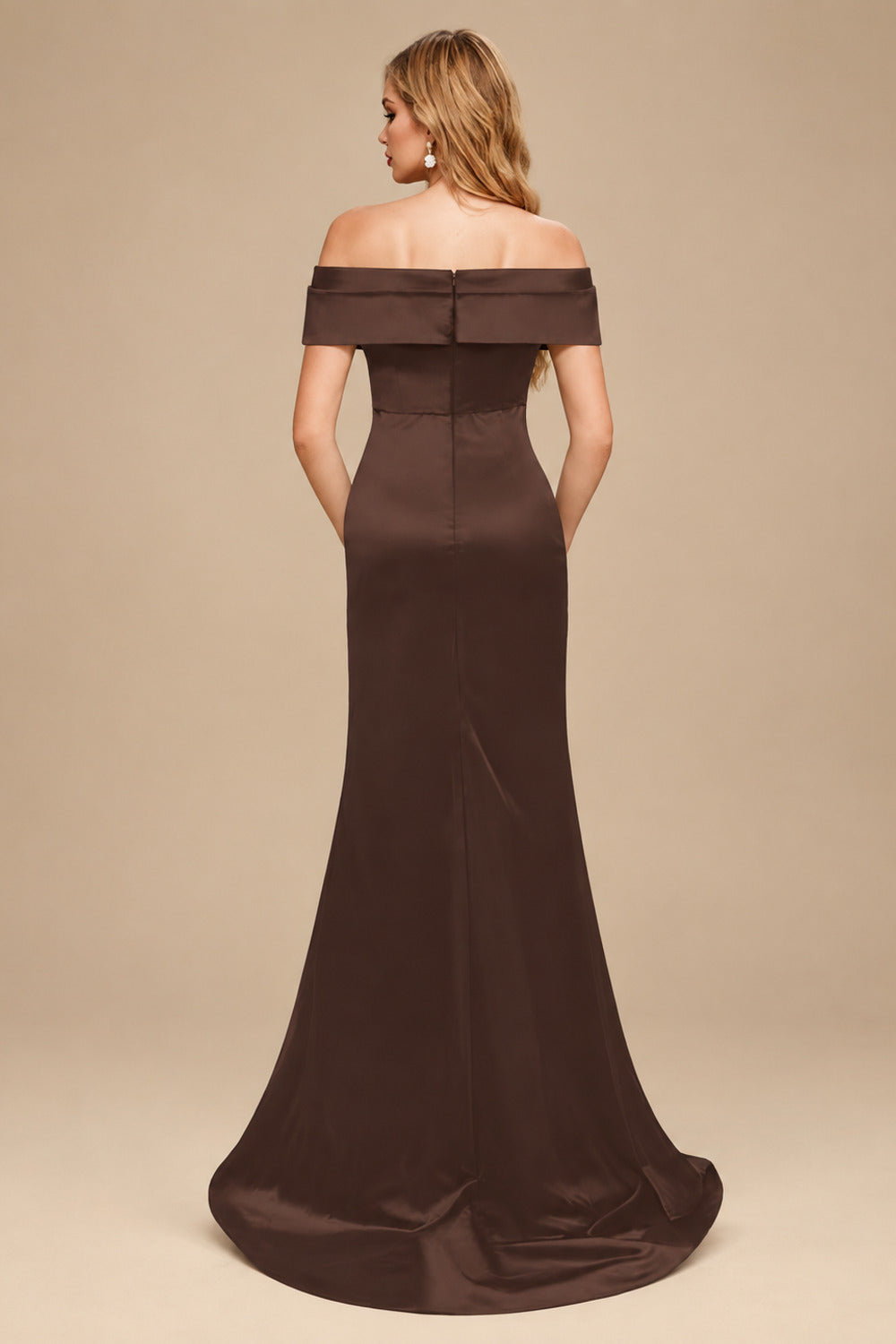 Rutipo Chocolate Trumpet/Mermaid Off-The-Shoulder Sleeveless Sweep Train Satin Bridesmaid Dresses