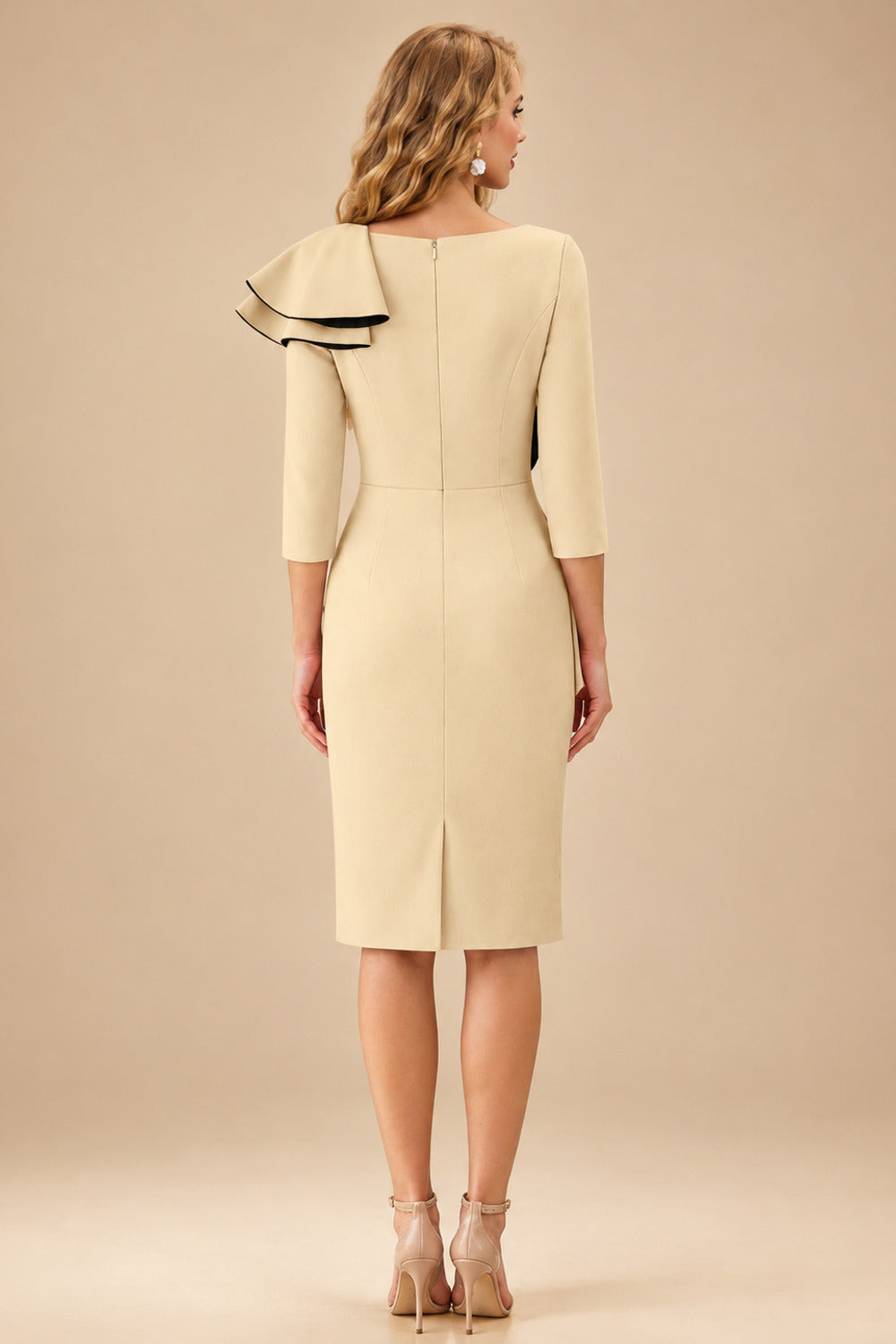 Rutipo Champagne Sheath Scoop Neck 3/4 Sleeves Knee-Length Mother Of The Bride Dresses With Ruffle