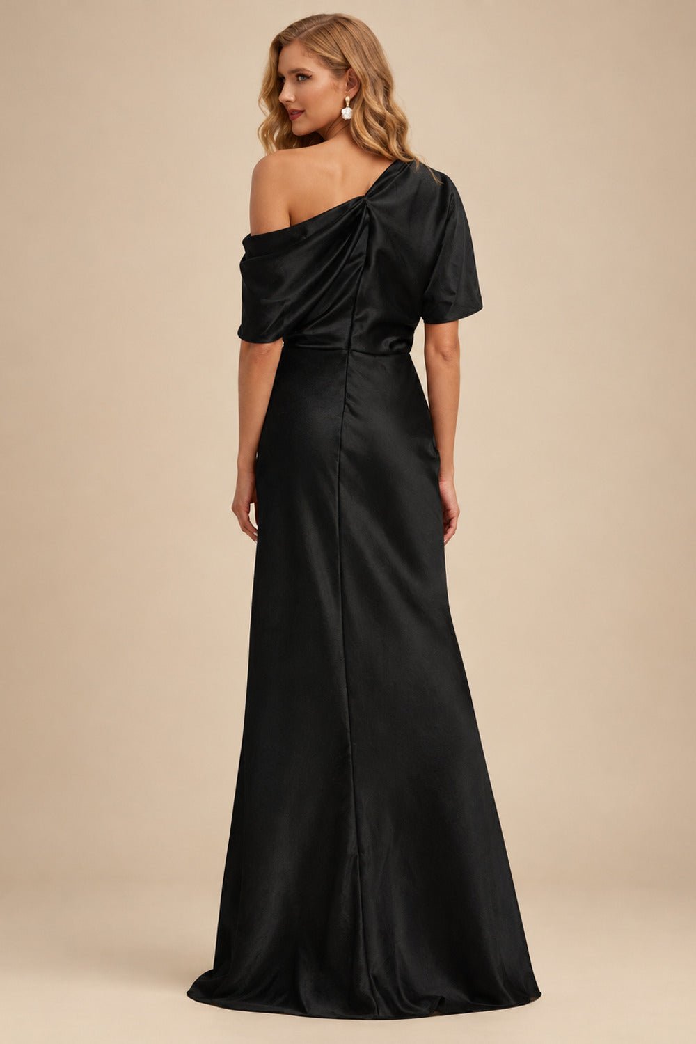 Rutipo Black Sheath/Column Asymmetrical Neck Short Sleeves Mother Of The Bride Dresses