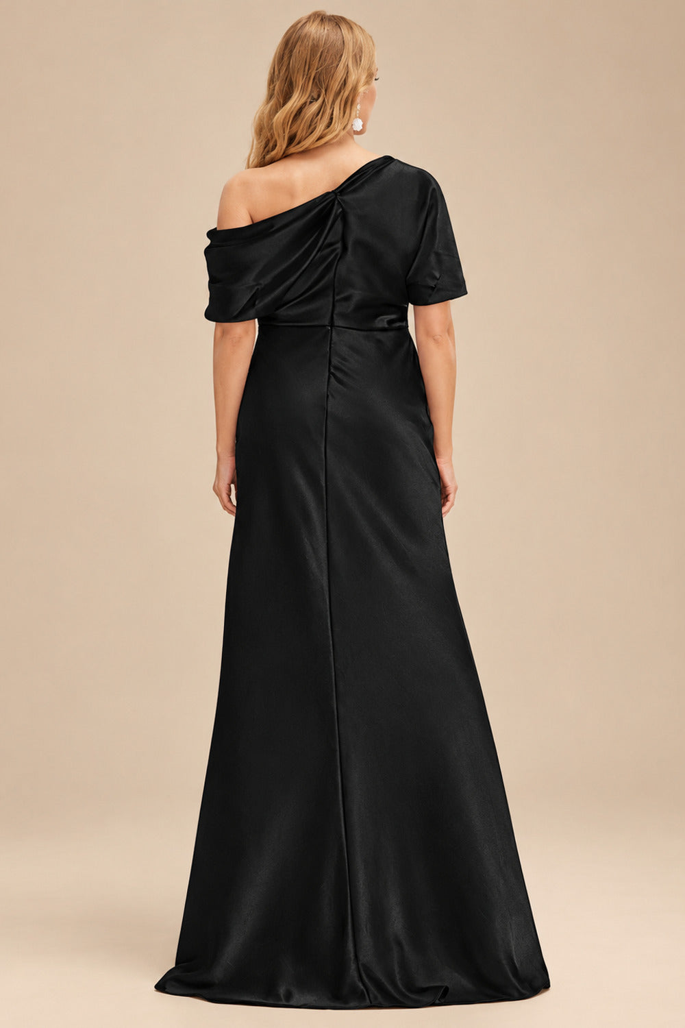 Rutipo Black Sheath/Column Asymmetrical Neck Short Sleeves Mother Of The Bride Dresses