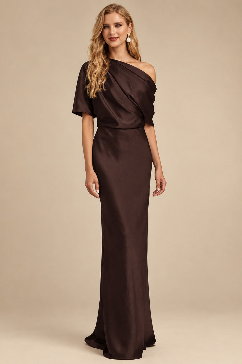 Rutipo Chocolate Sheath/Column Asymmetrical Neck Short Sleeves Mother Of The Bride Dresses