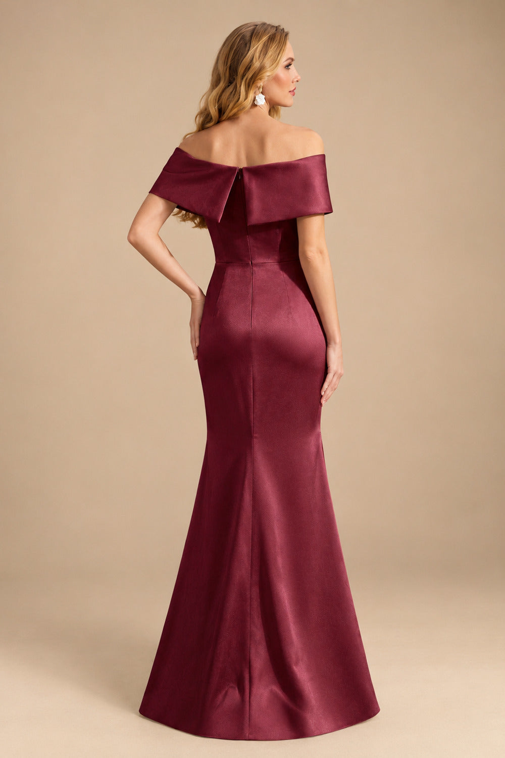 Rutipo Burgundy Sheath/Column Off-The-Shoulder Sleeveless Satin Mother Of The Bride Dresses