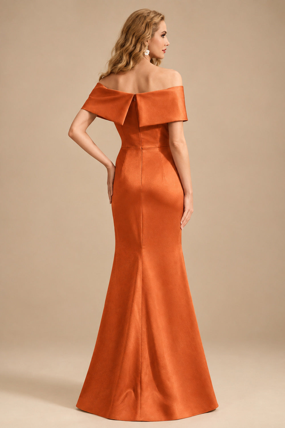 Rutipo Burnt Orange Sheath/Column Off-The-Shoulder Sleeveless Satin Mother Of The Bride Dresses