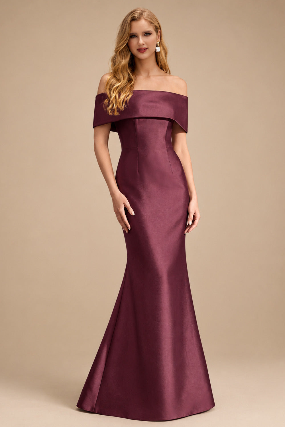 Rutipo Cabernet Sheath/Column Off-The-Shoulder Sleeveless Satin Mother Of The Bride Dresses