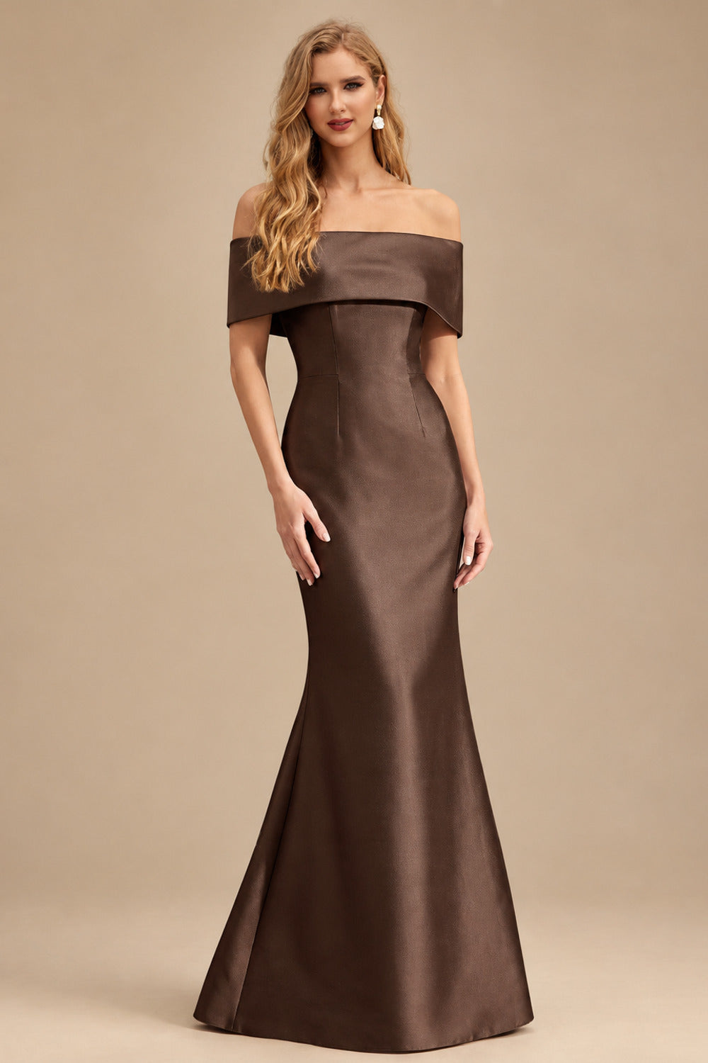 Rutipo Chocolate Sheath/Column Off-The-Shoulder Sleeveless Satin Mother Of The Bride Dresses