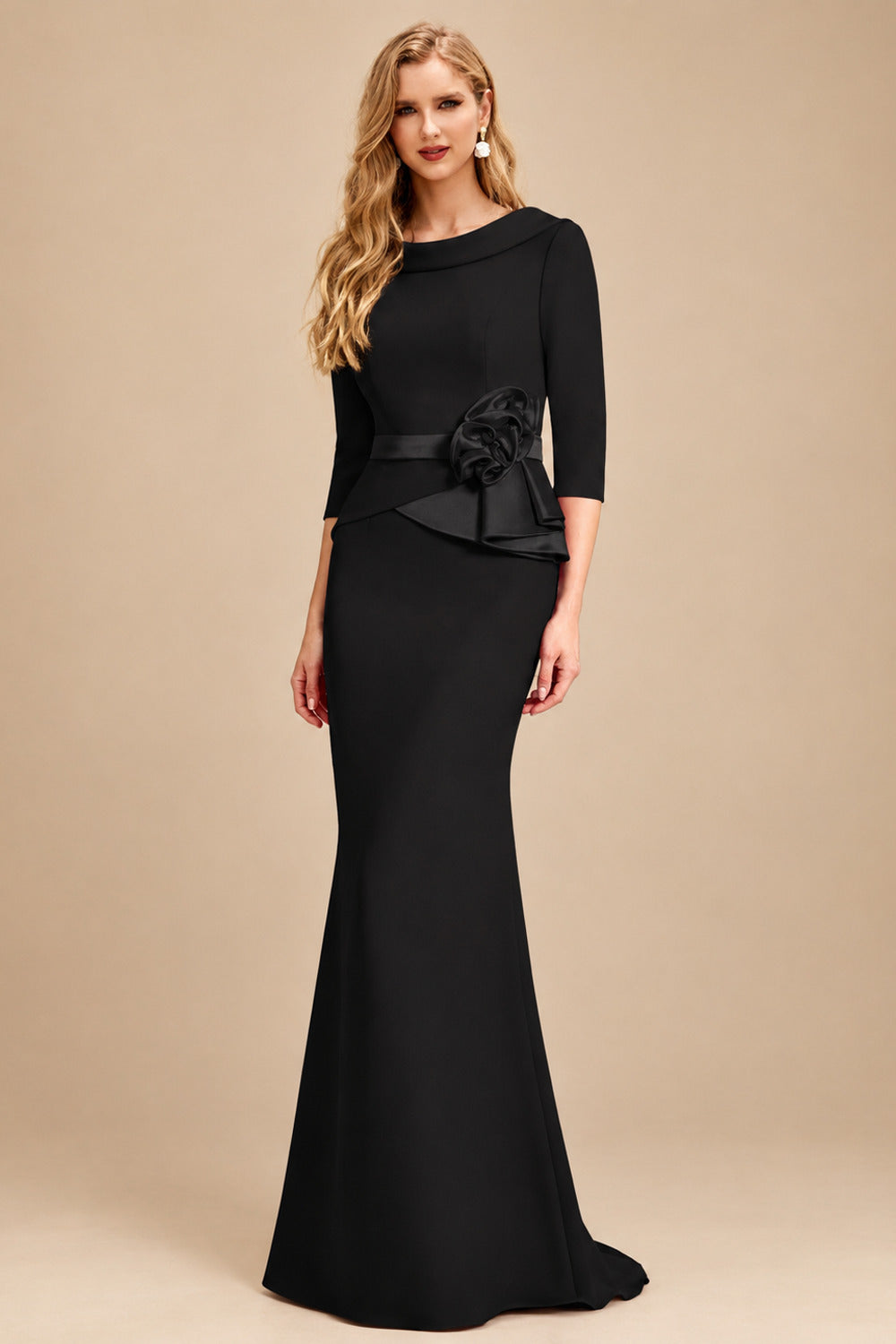 Rutipo Black Sheath/Column Elastic Satin Mother Of The Bride Dresses With Flower(s)