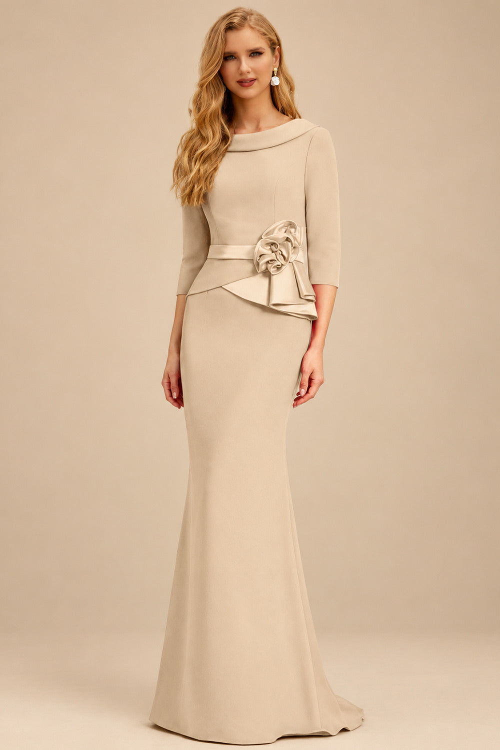 Rutipo Champagne Sheath/Column Elastic Satin Mother Of The Bride Dresses With Flower(s)