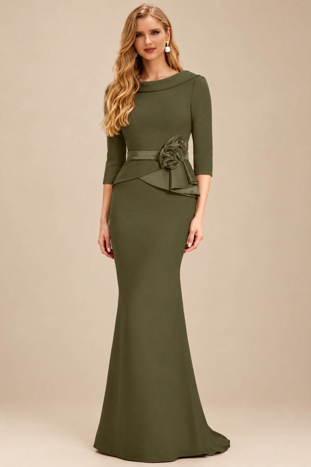 Rutipo Olive Green Sheath/Column Elastic Satin Mother Of The Bride Dresses With Flower(s)