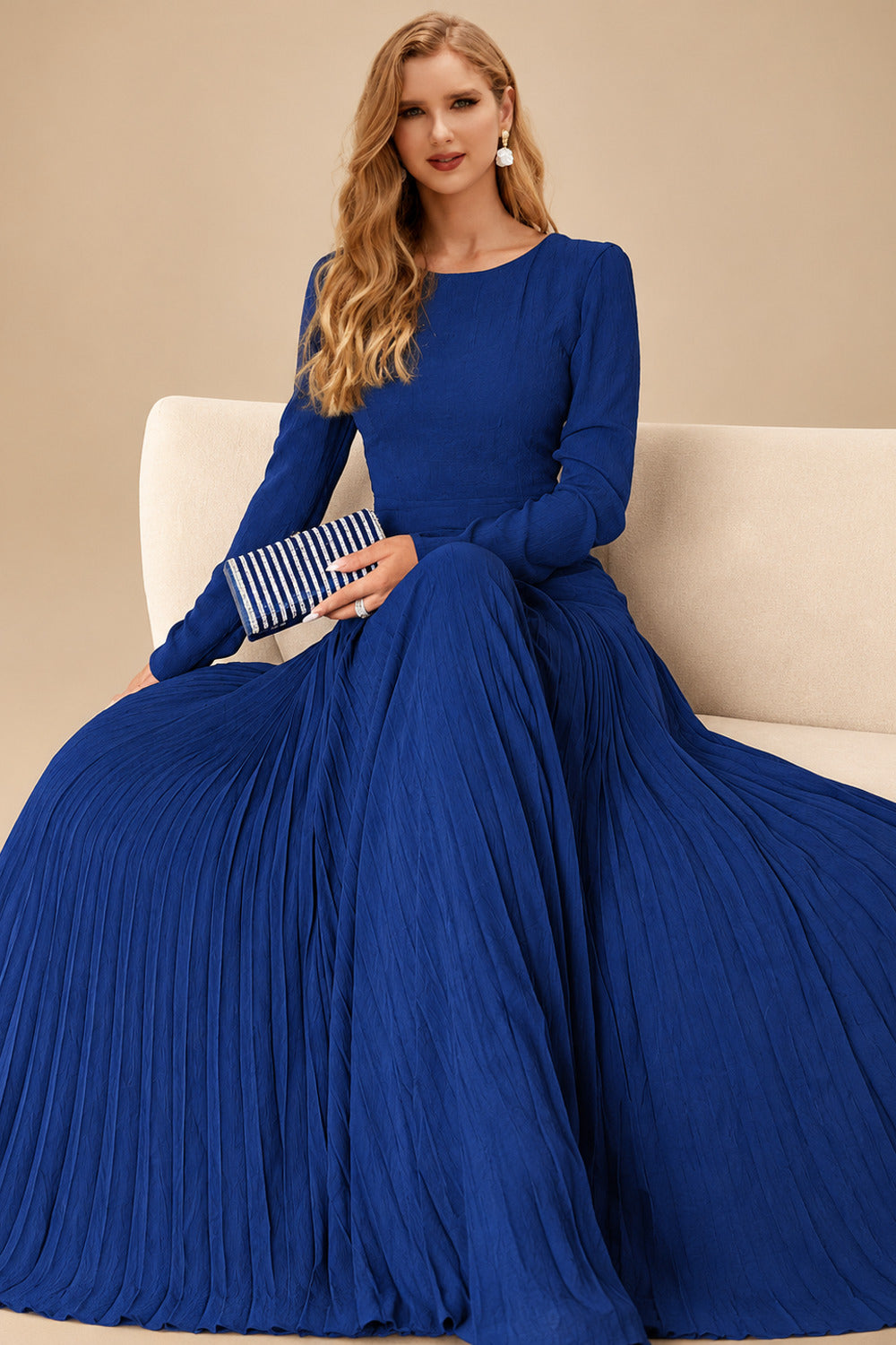 Rutipo Royal Blue A-Line Pleated Long Sleeves Floor-Length Chiffon Mother Of The Bride Dresses