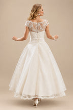 Rutipo Ivory A-Line Scoop Neck Tea-Length Tulle Wedding Dresses With Lace