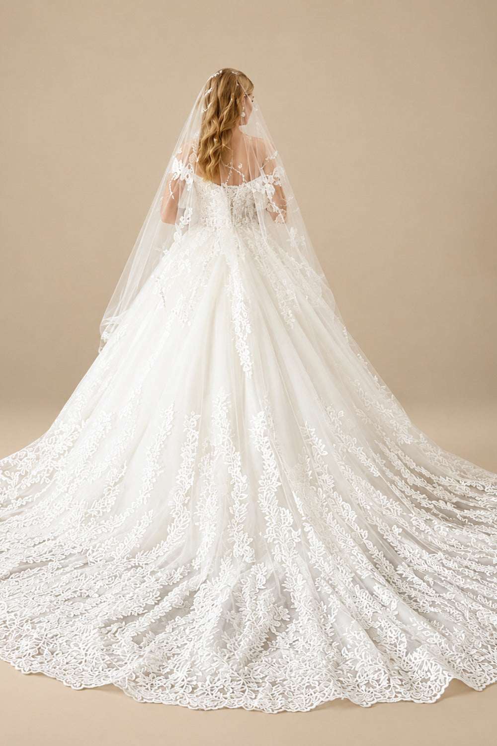 Rutipo Ivory Ball Gown Off-The-Shoulder Tulle Court Train Wedding Dress With Appliques Lace