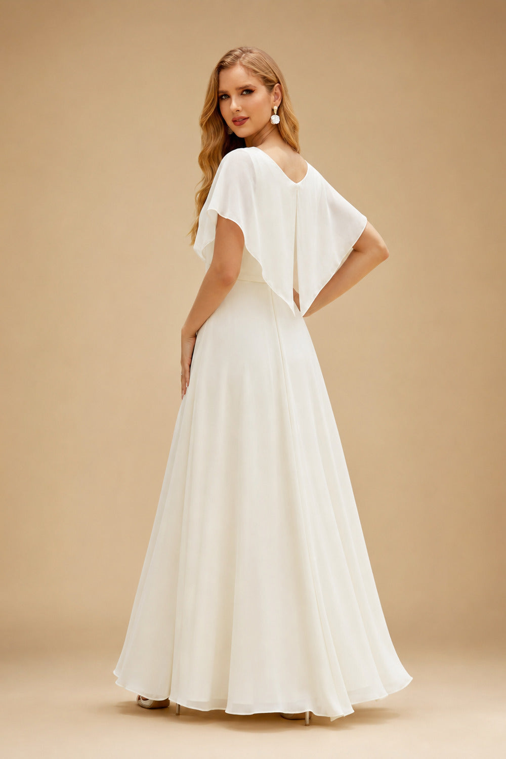 Rutipo Ivory Ball-Gown Strapless Sleeveless Tulle Lace Court Train Wedding Dresses With Appliques Lace