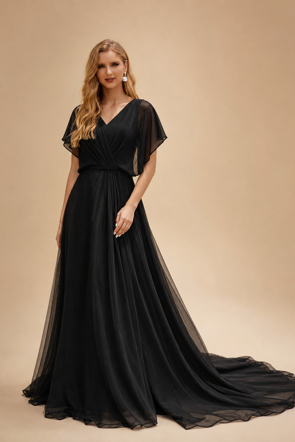 Rutipo Black A-Line V-Neck Long Sleeves Lace Tulle Wedding Dresses With Lace
