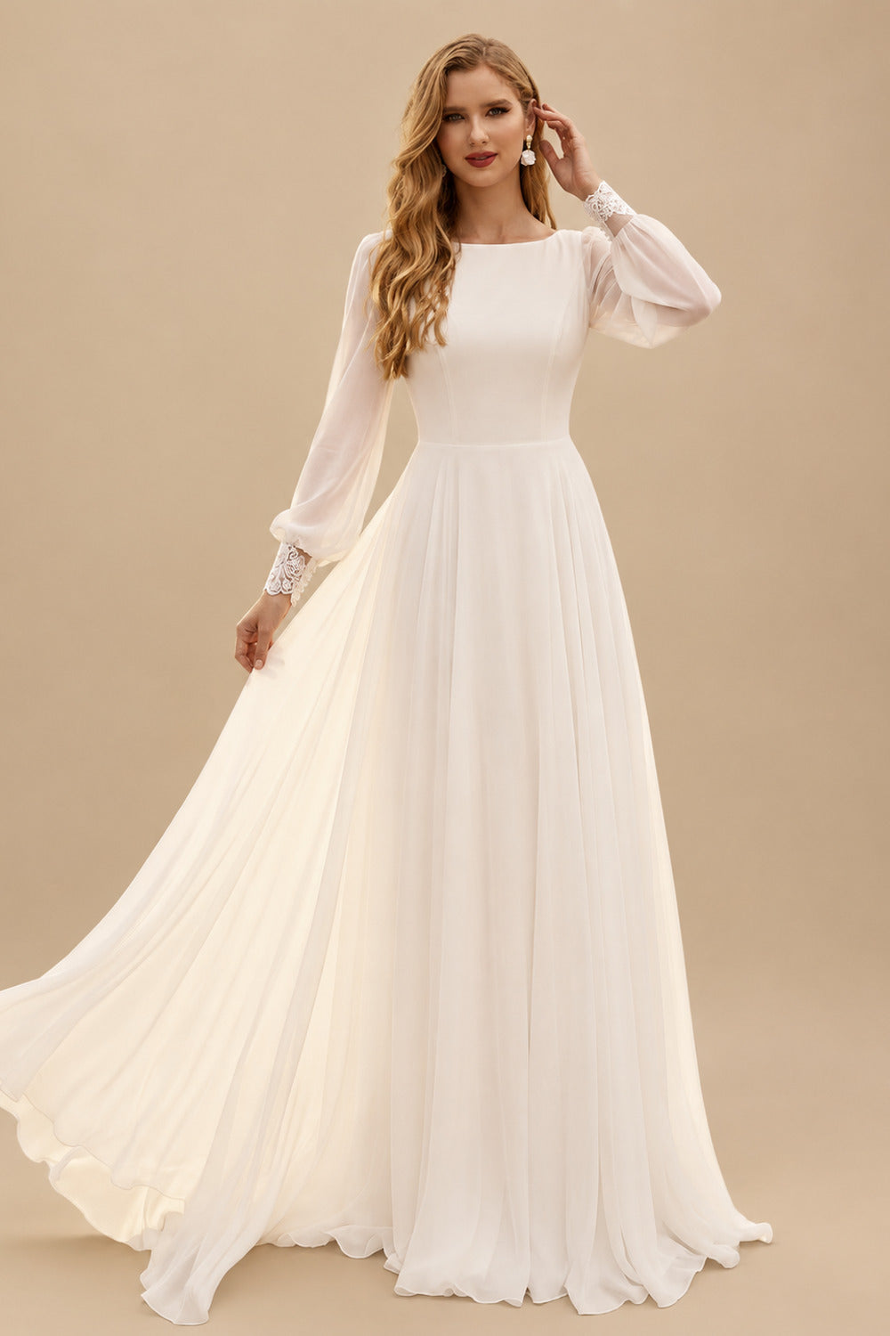 Rutipo Ivory A-Line Scoop Neck Long Sleeves Chiffon Court Train Wedding Dress With Lace
