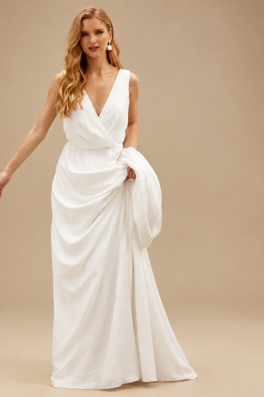 Rutipo Ivory A-Line V-Neck Sleeveless Chiffon Lace Sweep Train Wedding Dress