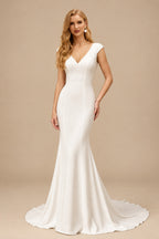 Rutipo Ivory V-Neck Mermaid Wedding Dress With Short Sleeves