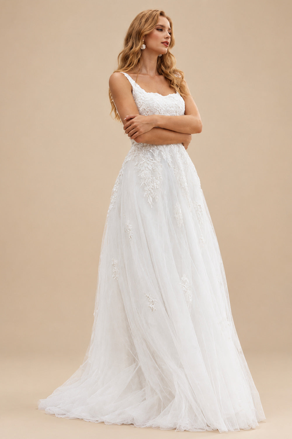 Rutipo Ivory A-Line Square Neckline Sleeveless Tulle Wedding Dresses With Appliques Lace