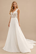 Rutipo Ivory A-Line V-Neck Sleeveless Court Train Chiffon/Lace Wedding Dresses With Lace