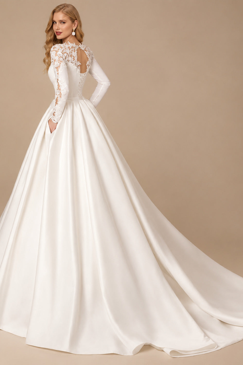 Rutipo Ivory Plus Size Satin Ball-Gown Plunge Long Sleeves Wedding Dresses With Appliques Lace
