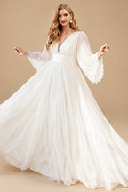 Rutipo Ivory Plus Size Boho A-Line V-Neck Long Sleeves Pleated Wedding Dresses With Chiffon