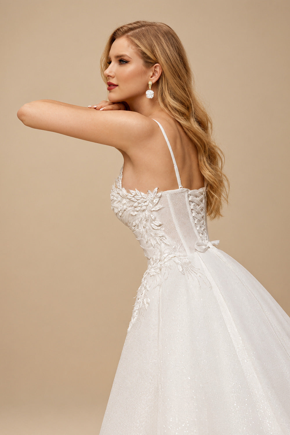 Rutipo Ivory A-Line One-Shoulder Long Sleeves Court Train Wedding Dresses With Appliques Lace