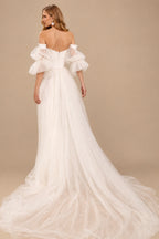 Rutipo Ivory Boho Tulle Off-The-Shoulder Long Sleeves A-Line Wedding Dresses