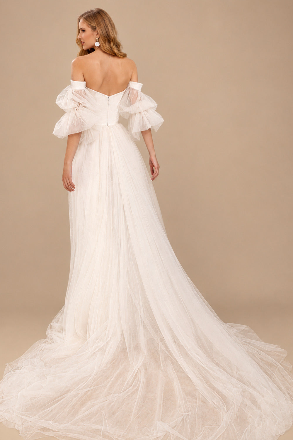 Rutipo Ivory Boho Tulle Off-The-Shoulder Long Sleeves A-Line Wedding Dresses