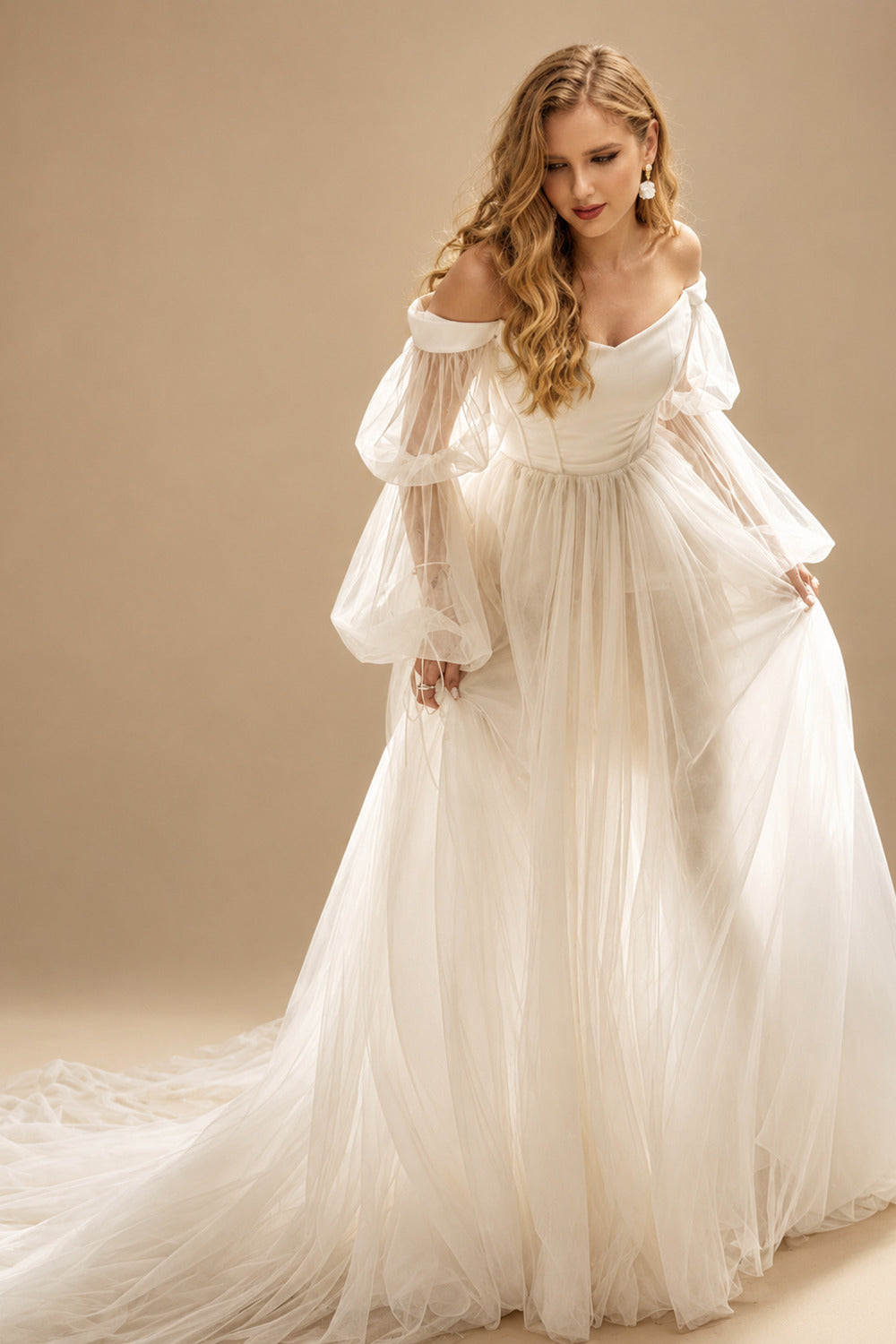 Rutipo Ivory Boho Tulle Off-The-Shoulder Long Sleeves A-Line Wedding Dresses