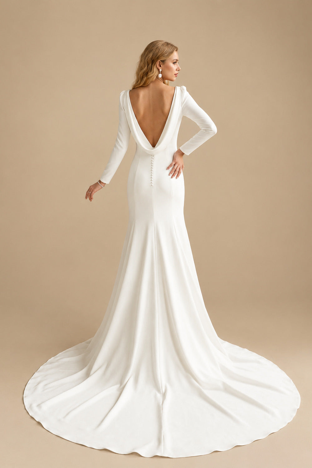 Rutipo Ivory Mermaid Scoop Neck Long Sleeves Court Train Elastic Satin Wedding Dresses