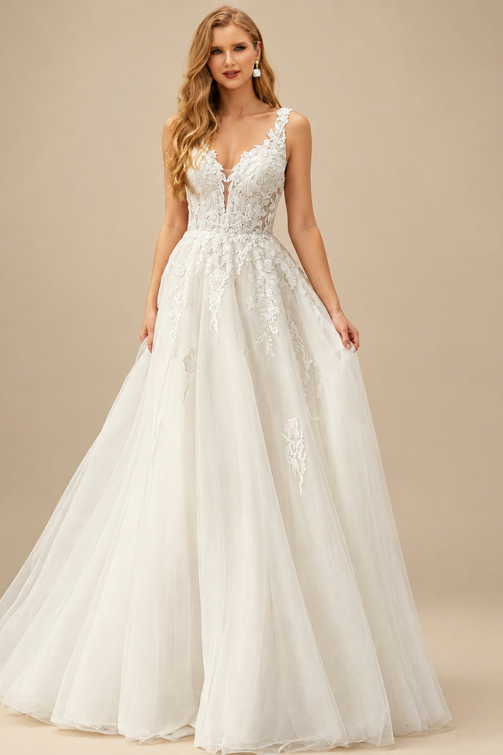 Rutipo Ivory A-Line V-Neck Sleeveless Sweep Train Tulle Wedding Dresses With Appliques Lace
