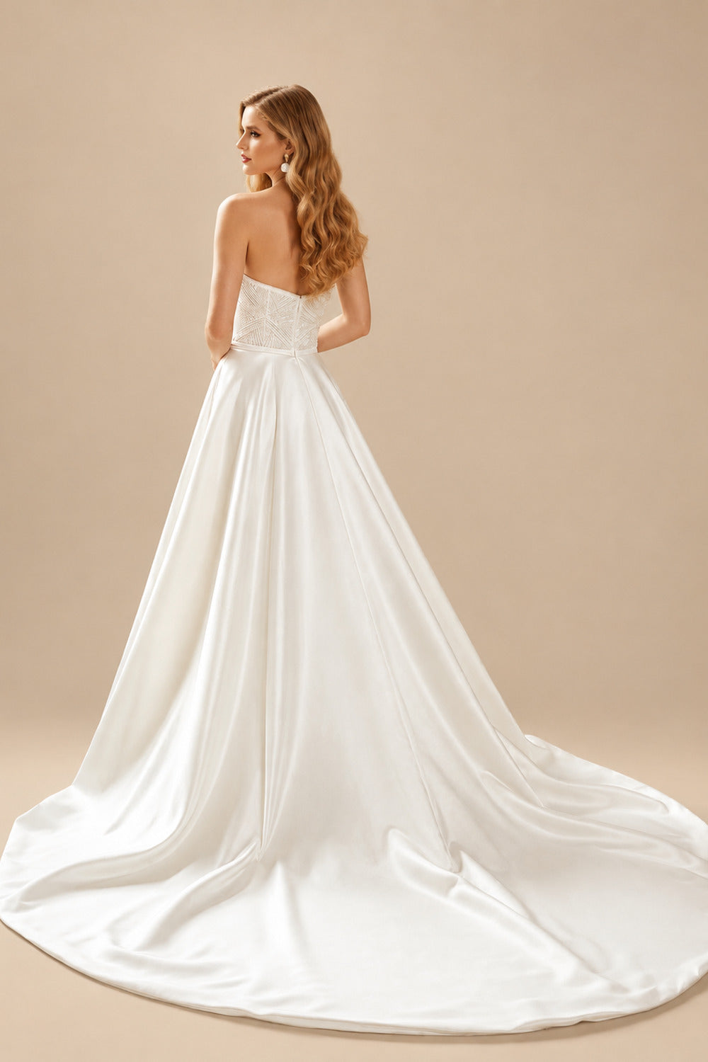Rutipo Ivory Sheath/Column Sweetheart Sleeveless Satin/Sequined Wedding Dresses