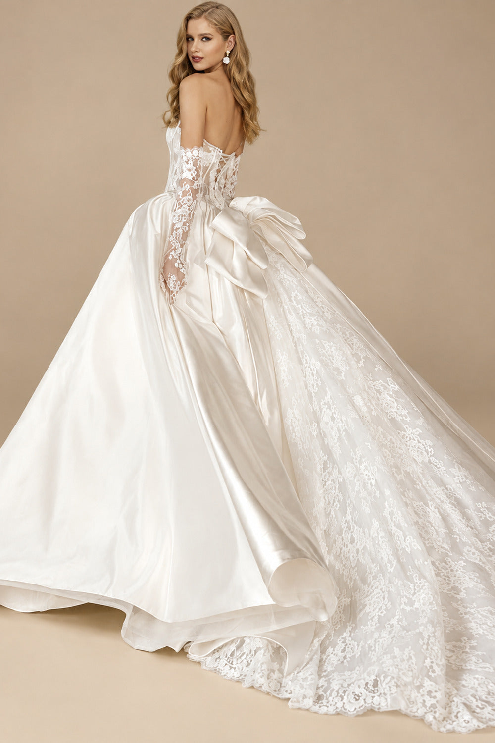 Rutipo Ivory Ball-Gown Sweetheart Sleeveless Lace/Satin Wedding Dresses With Bow(s)