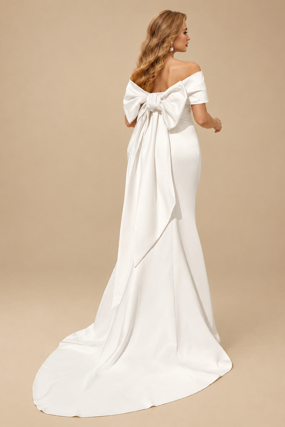 Rutipo Ivory Plus Size Trumpet/Mermaid Off-The-Shoulder Satin Wedding Dresses With Bow(s)