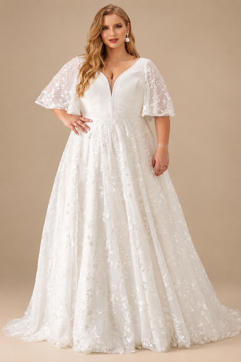 Rutipo Ivory Plus Size A-Line V-Neck Satin(Non-Stretch)/Tulle Wedding Dresses With Lace