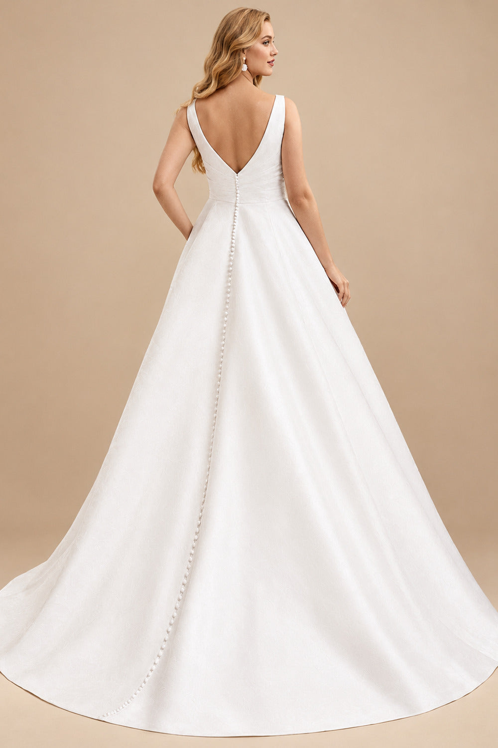 Rutipo Ivory Plus Size A-Line V-Neck Sleeveless Sweep Train Satin Wedding Dresses With Pockets
