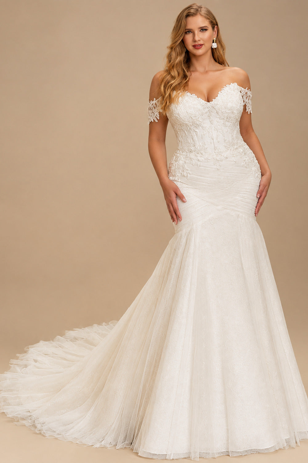 Rutipo Ivory Plus Size Trumpet/Mermaid Off-The-Shoulder Tulle Wedding Dresses With Lace