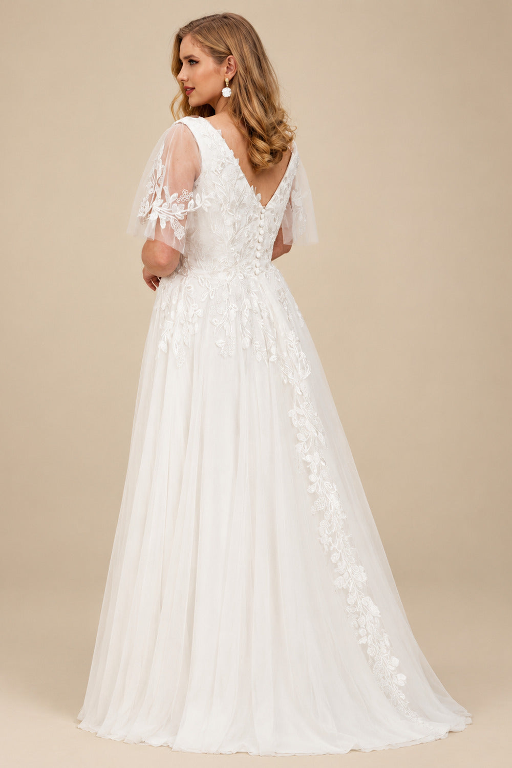 Rutipo Ivory Classic Plus Size A-Line V-Neck Short Sleeves Tulle Wedding Dresses With Lace