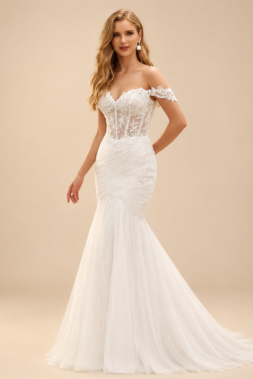 Rutipo Ivory Elegant Sweetheart Mermaid Court Train Lace/Tulle Wedding Dress