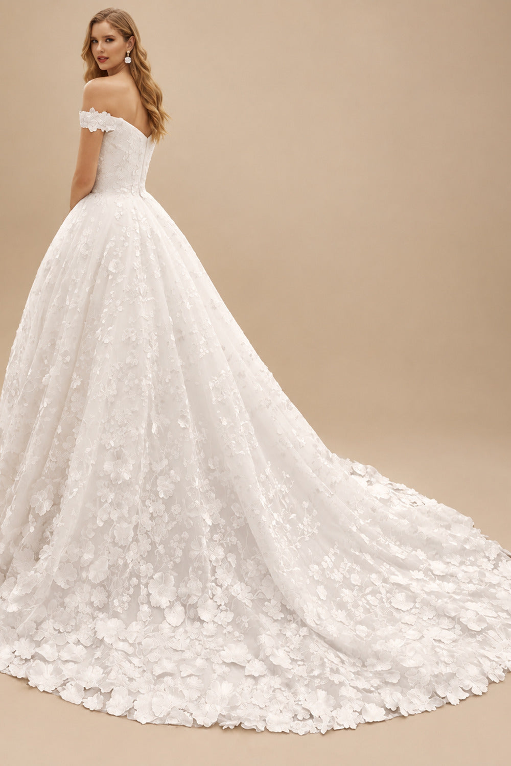 Rutipo White A-Line Off-The-Shoulder Sleeveless Court Train Wedding Dresses With Flower(s)