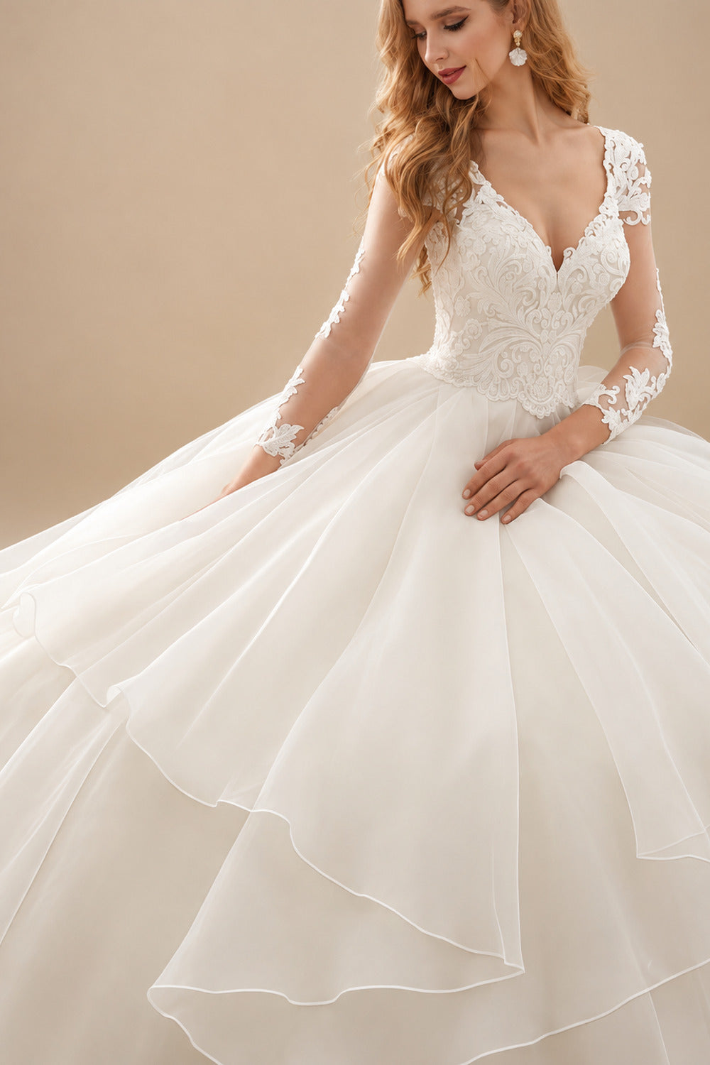 Rutipo Ivory Ball-Gown V-Neck 3/4 Sleeves Court Train Satin/Organza With Appliques Bride Wedding Dress