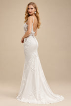 Rutipo Ivory Trumpet/Mermaid Plunge Neck Sleeveless Court Train Elastic Satin Wedding Dresses With Appliques Lace