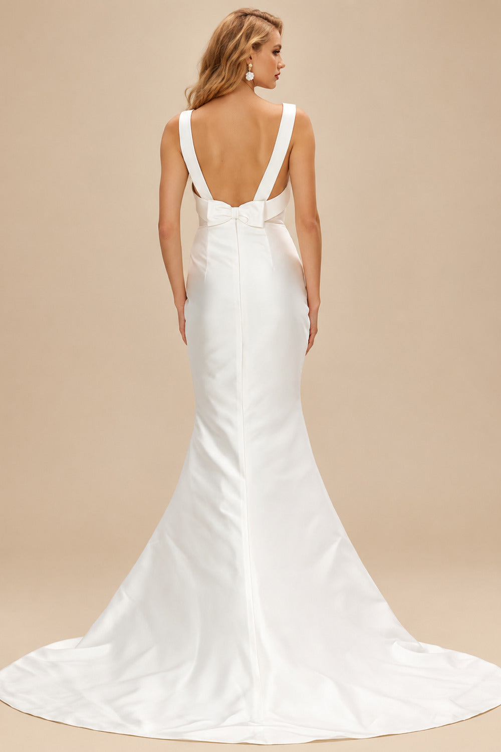 Rutipo Ivory Trumpet/Mermaid Scoop Neck Sleeveless Twill Satin Bride Wedding Dress With Detachable Bow Train