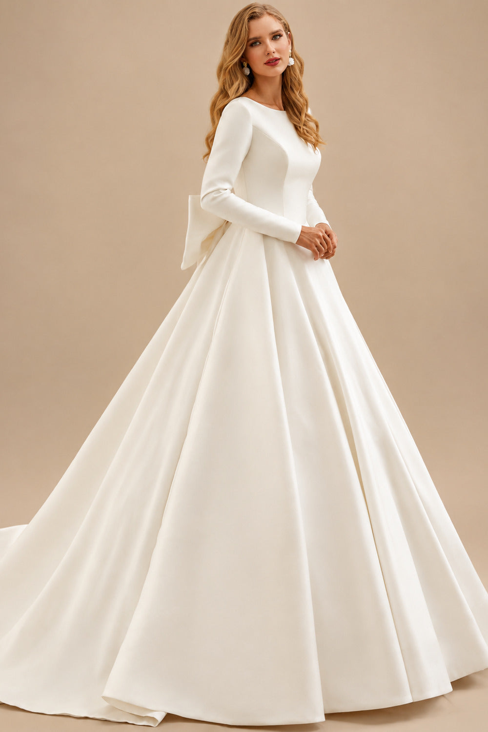 Rutipo Ivory Ball-Gown Scoop Neck Long Sleeves Chapel Train Satin Wedding Dress With Pleated